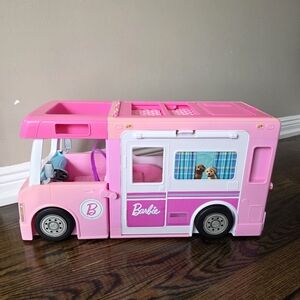 Barbie Dream Camper RV Playset 2-in-1 Camper Van Transforming Dollhouse 21.5" W
